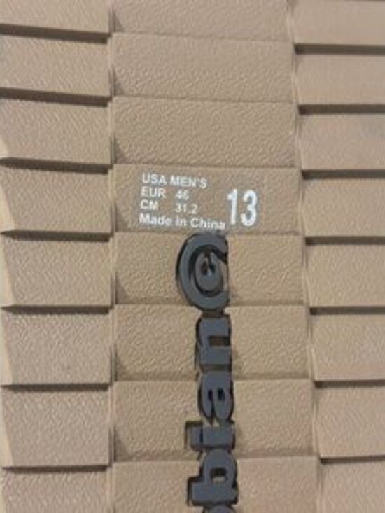 Cobian Men\'s ARV 2 Trek Sandals NWT